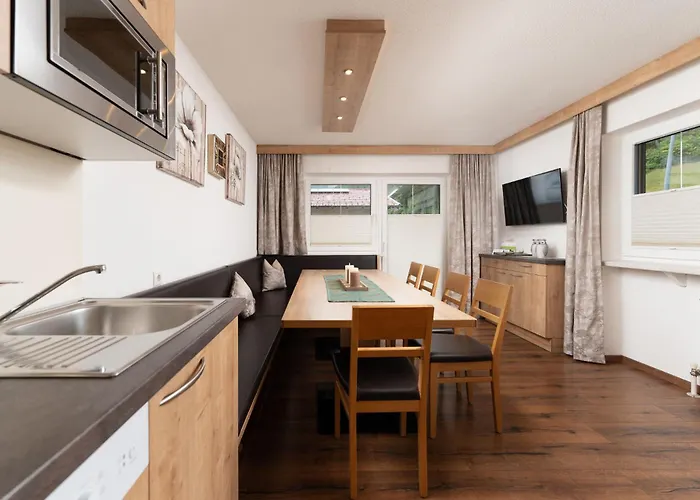 Sonnzeit Semesterbostad *